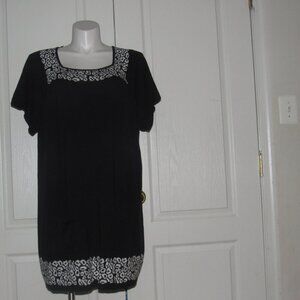 NWT STYLE & CO Women’s Black White Square Neck Dress Plus Size 3X